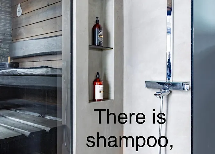 Luxury Guesthouse, Beachfront Sauna 别墅 *